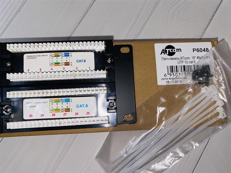 Патч-панель ATcom P6048 19" 48хRJ-45 UTP 1U cat.6 P6048 фото